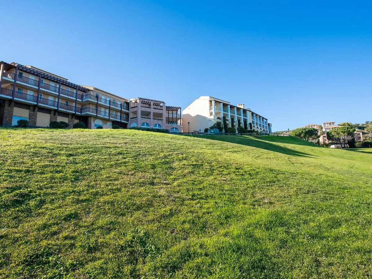 Apartment Village Cap Esterel - Les Bastides-11 By Interhome Saint-Raphaël 0*,  Fransa