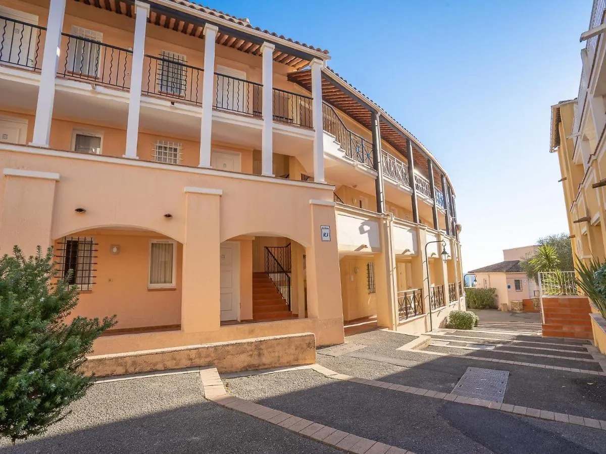 Apartment Village Cap Esterel - Les Bastides-11 By Interhome Saint-Raphaël 0*,  Fransa