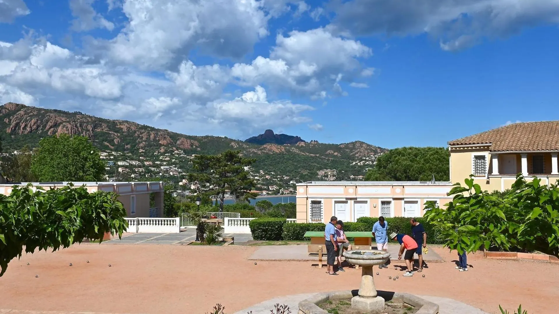Apartment Village Cap Esterel - Les Bastides-11 By Interhome Saint-Raphaël Fransa